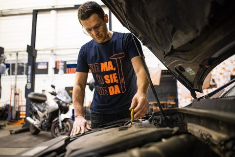 T-SHIRT Z NADRUKIEM MA SIĘ DA ROZMIAR M T-SHIRT Z NADRUKIEM MA SIĘ DA ROZMIAR M
