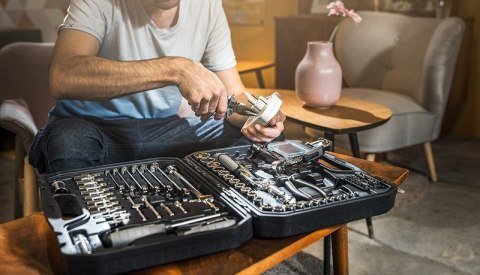 ZESTAW NARZĘDZI M4K GARAGE 90 ELEMENTÓW ZESTAW NARZĘDZI M4K GARAGE 90 ELEMENTÓW
