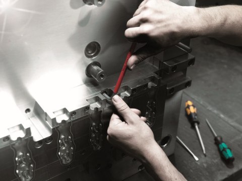 ZESTAW KLUCZY TRZPIENIOWYCH Z KULKĄ BLACKLASER 9 SZTUK ZESTAW KLUCZY TRZPIENIOWYCH Z KULKĄ BLACKLASER 9 SZTUK