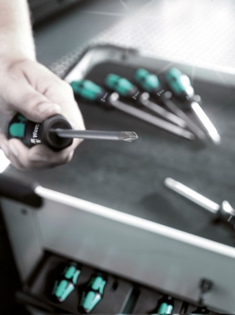ZESTAW WKRĘTAKÓW KRAFTFORM LASERTIP + WIESZAK, 6 CZĘŚCI ZESTAW WKRĘTAKÓW KRAFTFORM LASERTIP + WIESZAK, 6 CZĘŚCI