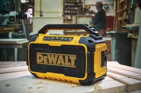 GŁOŚNIK BUDOWLANY BLUETOOTH XR 18V 0*AH GŁOŚNIK BUDOWLANY BLUETOOTH XR 18V 0*AH