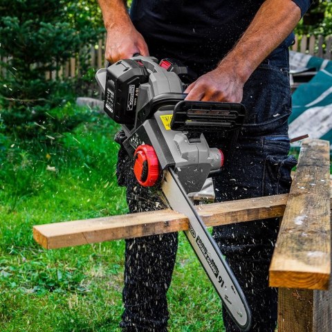 PILARKA ŁAŃCUCHOWA SPALINOWA 1.8KW PILARKA ŁAŃCUCHOWA SPALINOWA 1.8KW