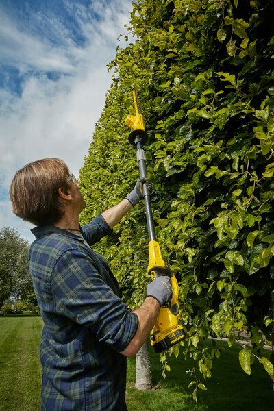 AKUM. NOŻYCE DO ŻYWOPŁOTU NA WYSIĘGNIKU 45CM V20 18V 1*4.0AH AKUM. NOŻYCE DO ŻYWOPŁOTU NA WYSIĘGNIKU 45CM V20 18V 1*4.0AH